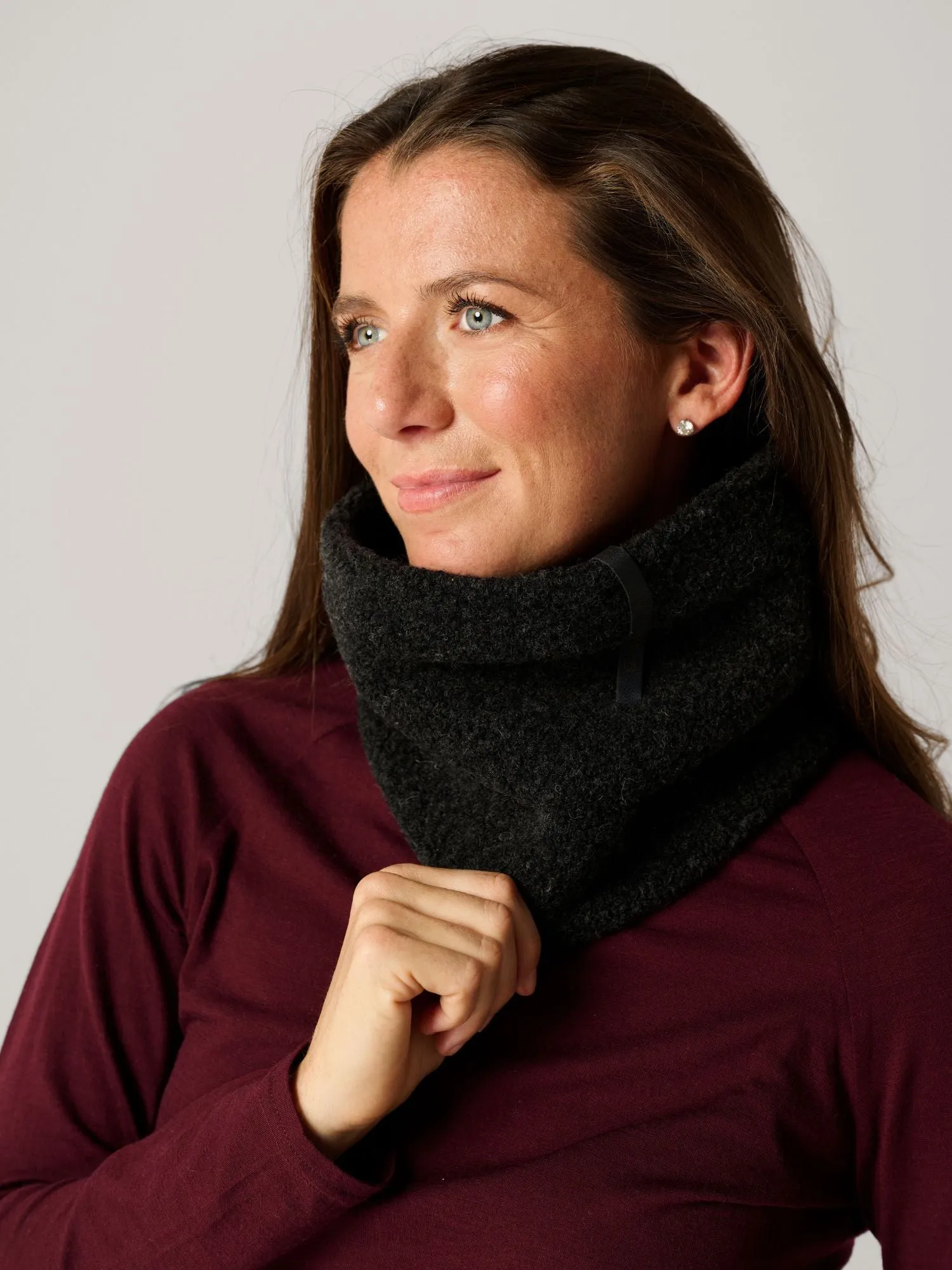 Camilla Wool Neckwarmer Black