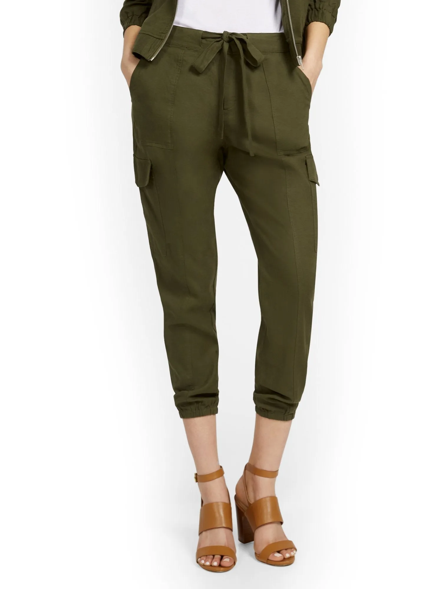 Linen-Blend High-Waisted Cargo Jogger Pant