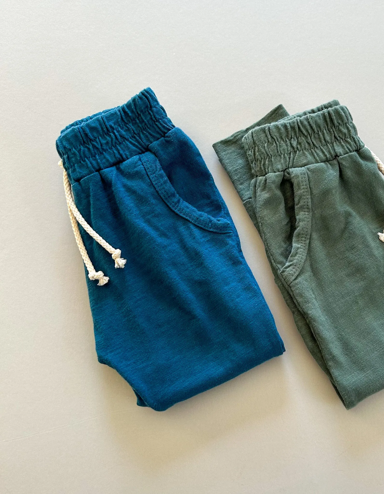 SLUB JERSEY JOGGERS | PEACOCK