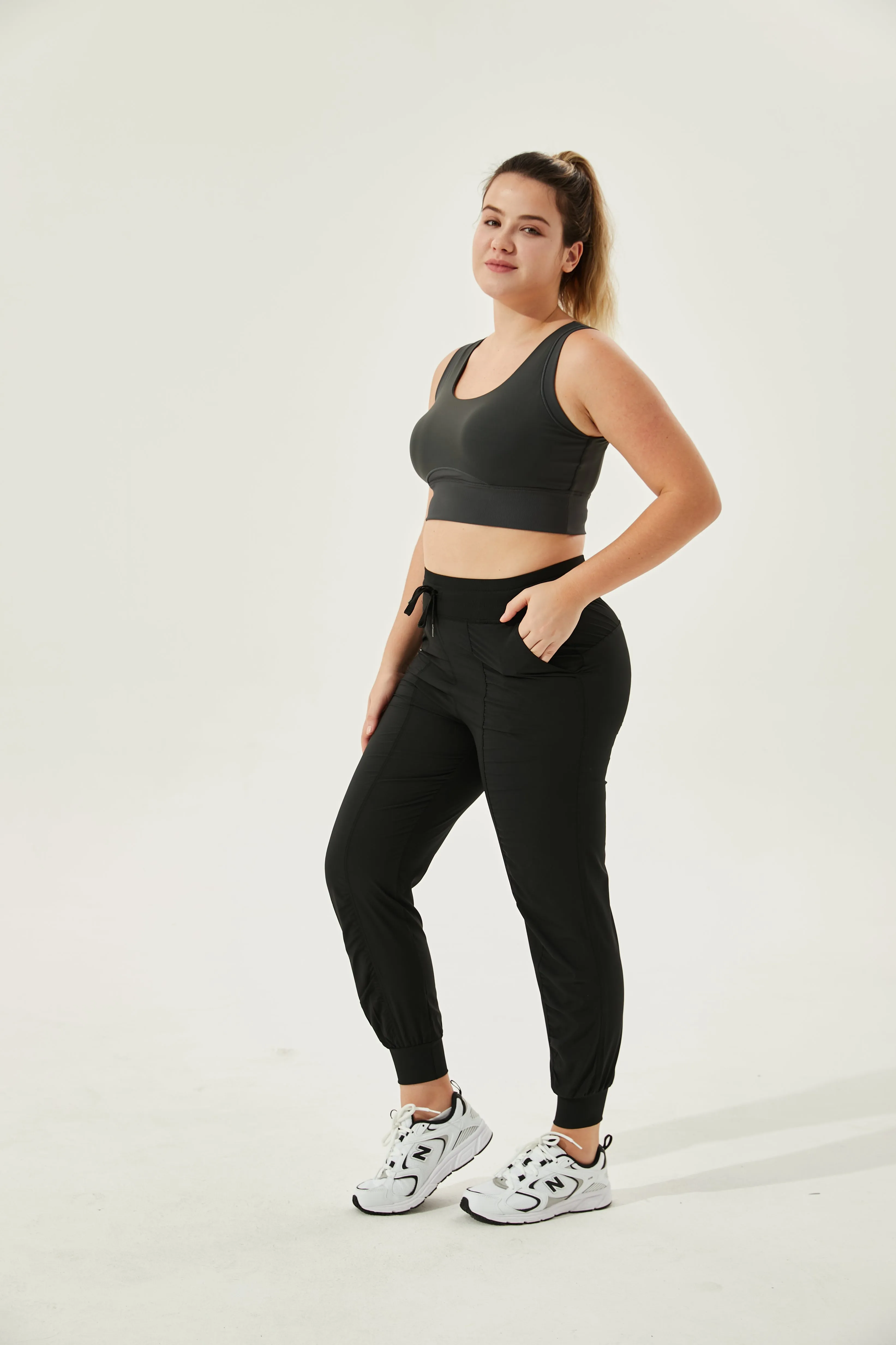 Tangs Display - Cooling Blaze Joggers With Cuffs