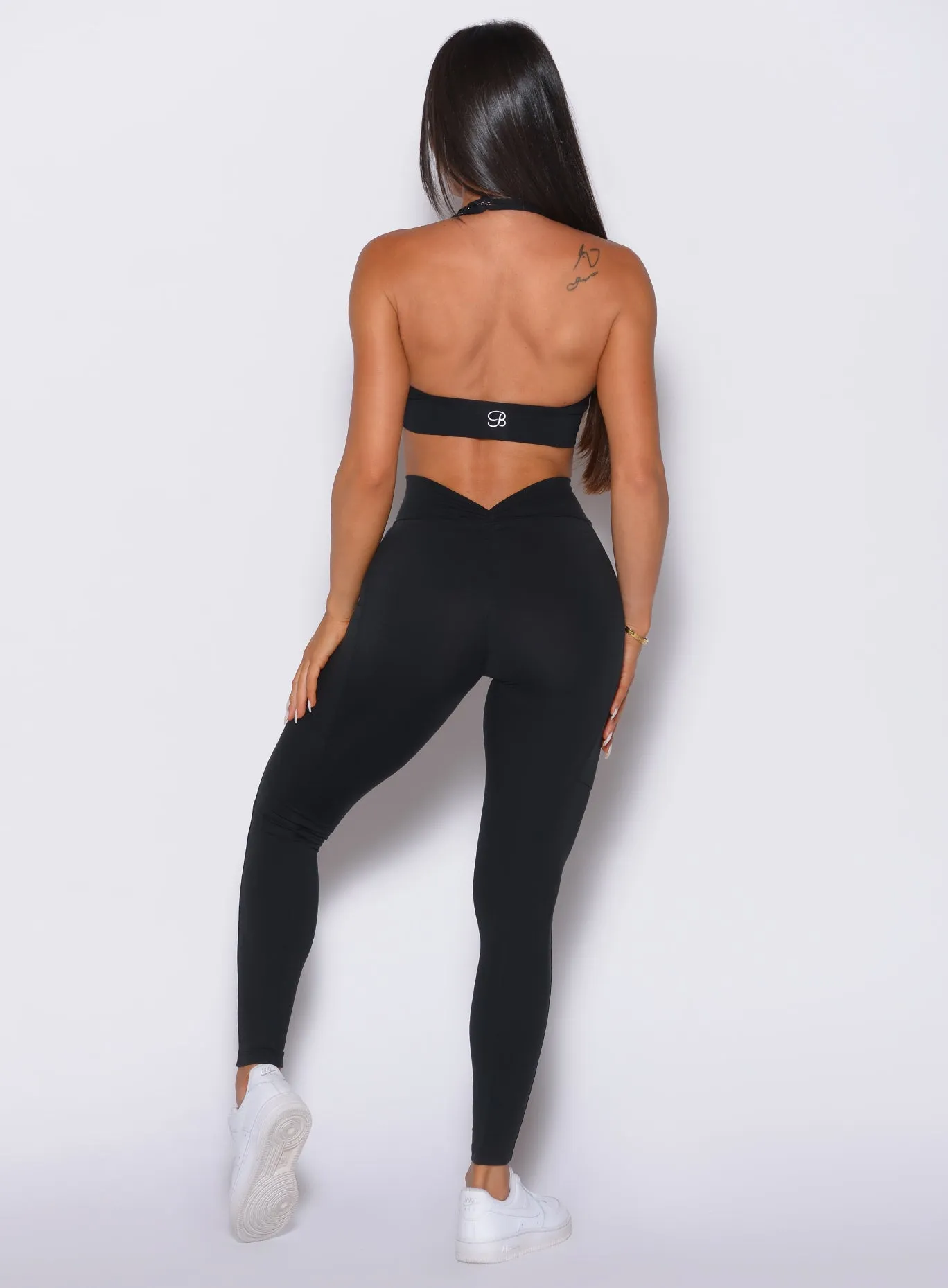 V Back Leggings