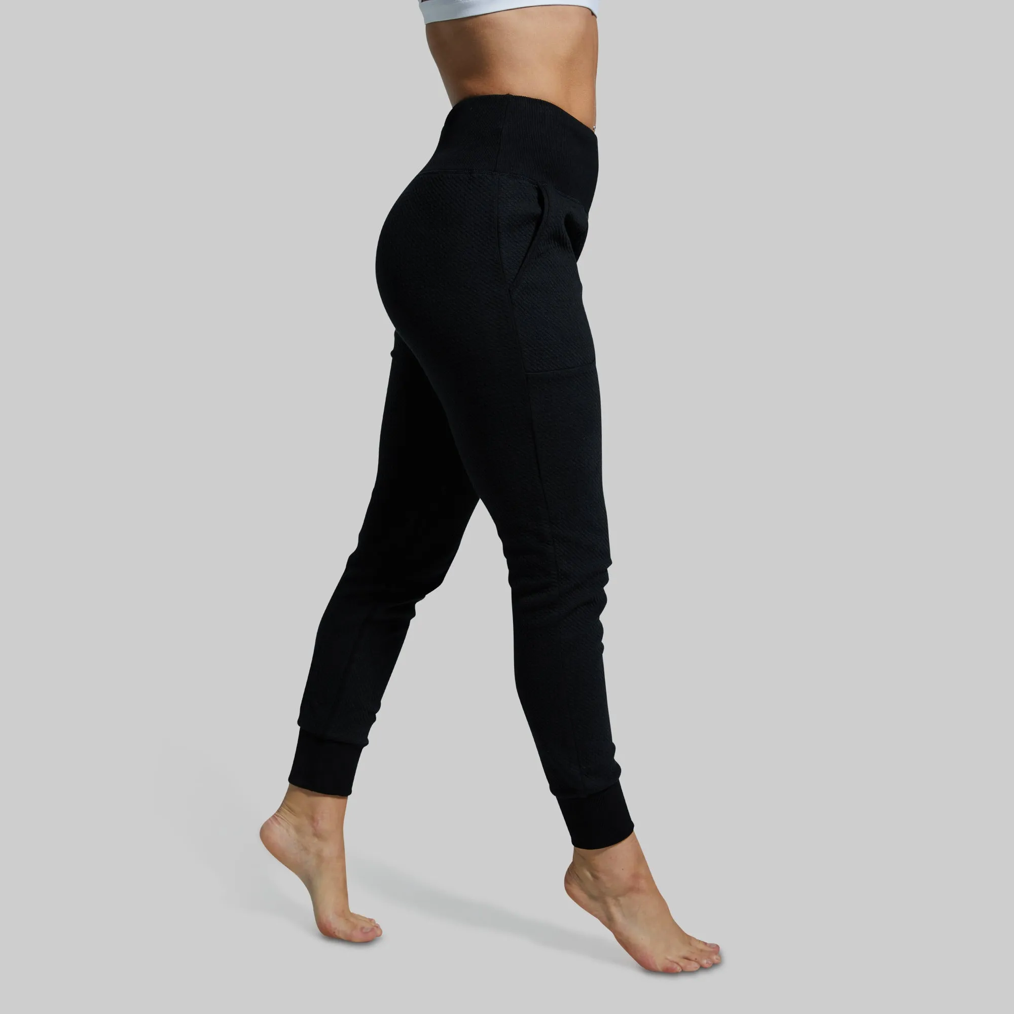 Woman's Cloud Jogger Set (Black)